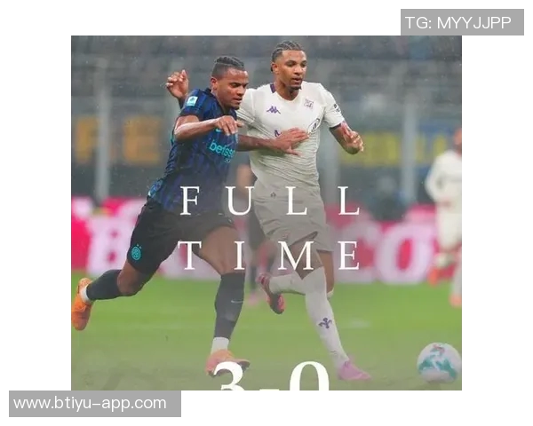 德甲激战:那不勒斯险胜曼联引发争议判罚全场沸腾