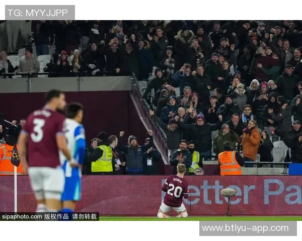 英超激战：拜仁狂胜热刺红牌事件引发全场热议与数据分析