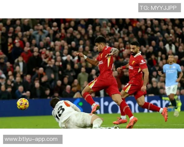 波尔图小胜莱比锡引发争议判罚全场沸腾友谊赛精彩瞬间回顾