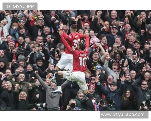 友谊赛精彩回顾里昂逆转曼联红牌争议引发全场热议